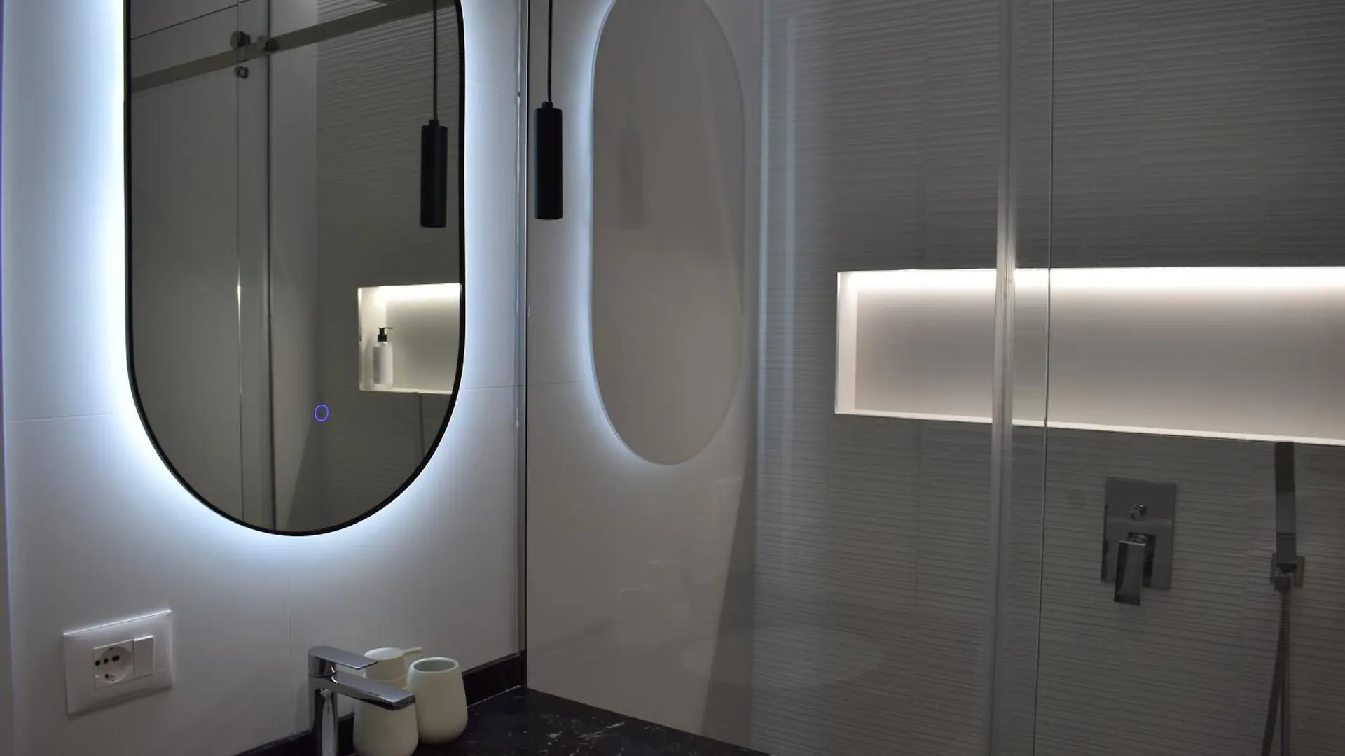 Tam Skanderbeg Square Serviced City Center Apartment No1 Tirana