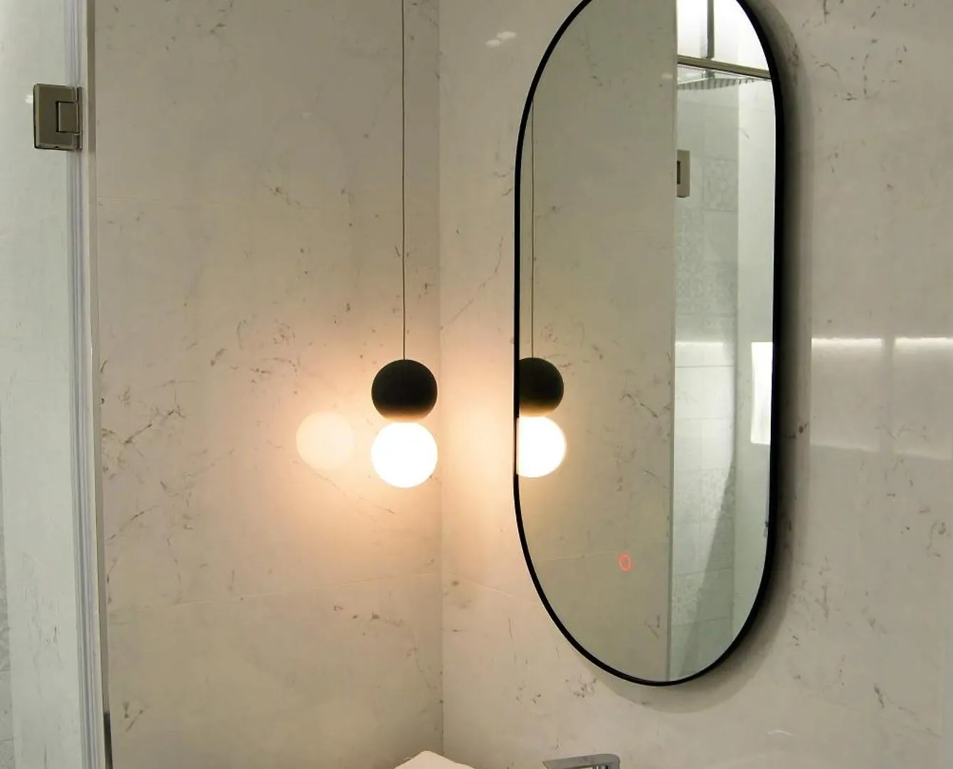 Tam Skanderbeg Square Serviced City Center Apartment No1